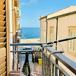 Casa Levante *